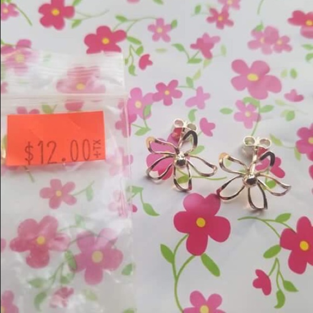 Cute Flower Sterling Silver Earrings